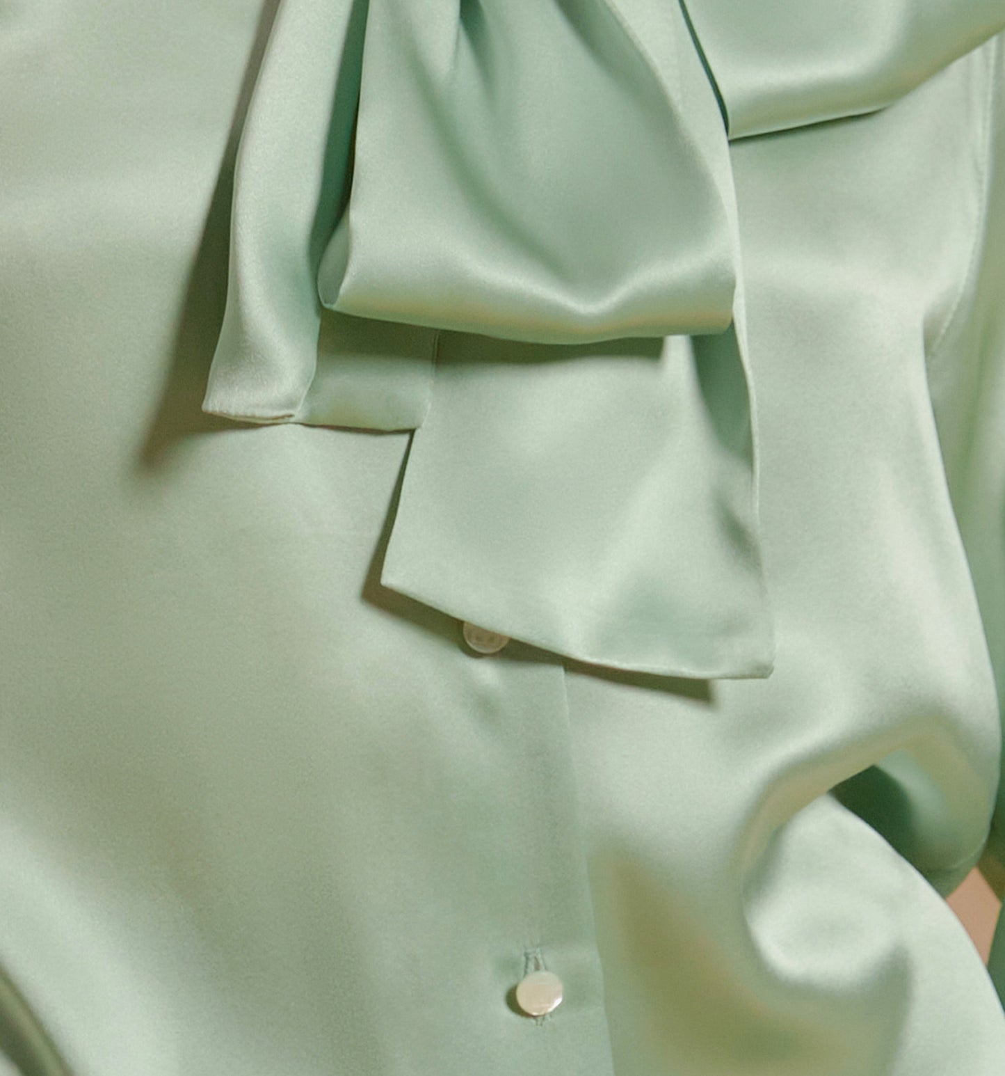 CRYSTAL Silk Blouse Verde